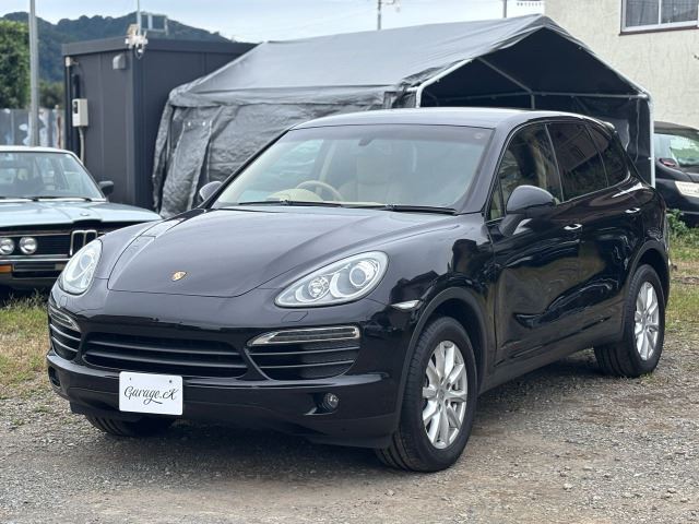 2012 Porsche Cayenne 3.6 4WD - photo 1 2012 Porsche Cayenne 3.6 4WD SUV for sale, Japanese used car export - photo 1 of 35 | GULJI TRADERS
