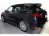 2012 Porsche Cayenne GTS 4WD SUV for sale, Japanese used car export - photo 20 of 72 | GULJI TRADERS