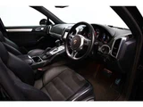 2012 Porsche Cayenne GTS 4WD SUV for sale, Japanese used car export - photo 50 of 72 | GULJI TRADERS
