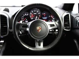 2012 Porsche Cayenne GTS 4WD SUV for sale, Japanese used car export - photo 59 of 72 | GULJI TRADERS