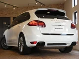 2012 Porsche Cayenne GTS SUV for sale, Japanese used car export - photo 2 of 9 | GULJI TRADERS
