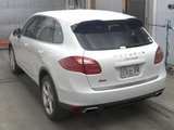 2013 Porsche Cayenne 4WD S Hybrid SUV for sale, Japanese used car export - photo 2 of 9 | GULJI TRADERS