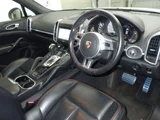 2013 Porsche Cayenne 4WD S Hybrid SUV for sale, Japanese used car export - photo 3 of 9 | GULJI TRADERS