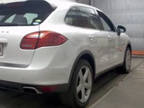 2013 Porsche Cayenne 4WD S Hybrid SUV for sale, Japanese used car export - photo 5 of 9 | GULJI TRADERS