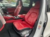 2014 Porsche Cayenne 4WD SUV for sale, Japanese used car export - photo 32 of 38 | GULJI TRADERS
