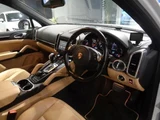 2014 Porsche Cayenne SUV for sale, Japanese used car export - photo 3 of 10 | GULJI TRADERS