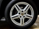 2014 Porsche Cayenne SUV for sale, Japanese used car export - photo 3 of 16 | GULJI TRADERS