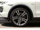 2014 Porsche Cayenne Diesel SUV for sale, Japanese used car export - photo 4 of 11 | GULJI TRADERS