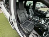 2014 Porsche Cayenne S SUV for sale, Japanese used car export - photo 6 of 9 | GULJI TRADERS