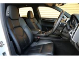 2014 Porsche Cayenne Diesel SUV for sale, Japanese used car export - photo 6 of 9 | GULJI TRADERS