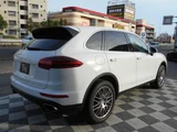 2015 Porsche Cayenne Spider SUV for sale, Japanese used car export - photo 5 of 50 | GULJI TRADERS