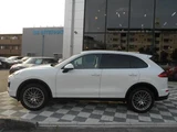 2015 Porsche Cayenne Spider SUV for sale, Japanese used car export - photo 8 of 50 | GULJI TRADERS