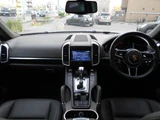 2015 Porsche Cayenne Spider SUV for sale, Japanese used car export - photo 10 of 50 | GULJI TRADERS