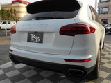 2015 Porsche Cayenne Spider SUV for sale, Japanese used car export - photo 34 of 50 | GULJI TRADERS