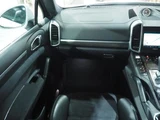 2015 Porsche Cayenne GTS SUV for sale, Japanese used car export - photo 17 of 50 | GULJI TRADERS