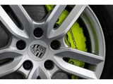 2015 Porsche Cayenne S E- Hybrid 4WD SUV for sale, Japanese used car export - photo 18 of 80 | GULJI TRADERS