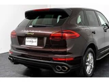 2015 Porsche Cayenne S E- Hybrid 4WD SUV for sale, Japanese used car export - photo 22 of 80 | GULJI TRADERS