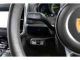2015 Porsche Cayenne S E- Hybrid 4WD SUV for sale, Japanese used car export - photo 58 of 80 | GULJI TRADERS