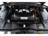 2015 Porsche Cayenne S E- Hybrid 4WD SUV for sale, Japanese used car export - photo 71 of 80 | GULJI TRADERS