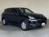 2015 Porsche Cayenne S 4WD SUV for sale, Japanese used car export - photo 16 of 47 | GULJI TRADERS