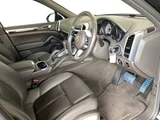 2015 Porsche Cayenne S 4WD SUV for sale, Japanese used car export - photo 20 of 47 | GULJI TRADERS