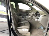 2015 Porsche Cayenne S 4WD SUV for sale, Japanese used car export - photo 21 of 47 | GULJI TRADERS