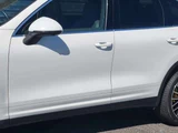 2015 Porsche Cayenne S 4WD SUV for sale, Japanese used car export - photo 61 of 64 | GULJI TRADERS