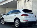 2015 Porsche Cayenne S 4WD SUV for sale, Japanese used car export - photo 2 of 24 | GULJI TRADERS