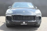 2015 Porsche Cayenne SE HV SUV for sale, Japanese used car export - photo 10 of 30 | GULJI TRADERS