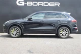 2015 Porsche Cayenne SE HV SUV for sale, Japanese used car export - photo 16 of 30 | GULJI TRADERS