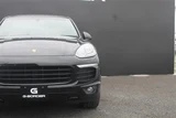 2015 Porsche Cayenne SUV for sale, Japanese used car export - photo 12 of 30 | GULJI TRADERS