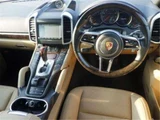 2015 Porsche Cayenne 4WD SUV for sale, Japanese used car export - photo 6 of 8 | GULJI TRADERS