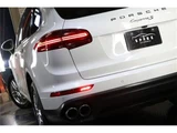 2015 Porsche Cayenne S SUV for sale, Japanese used car export - photo 12 of 24 | GULJI TRADERS