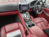 2015 Porsche Cayenne 4WD SUV for sale, Japanese used car export - photo 5 of 9 | GULJI TRADERS