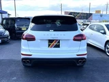 2015 Porsche Cayenne PHV S E-HYBRID SUV for sale, Japanese used car export - photo 2 of 9 | GULJI TRADERS