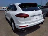 2015 Porsche Cayenne 4WD SUV for sale, Japanese used car export - photo 2 of 6 | GULJI TRADERS