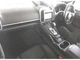 2016 Porsche Cayenne Turbo Sport SUV for sale, Japanese used car export - photo 3 of 6 | GULJI TRADERS