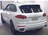 2016 Porsche Cayenne Turbo Sport SUV for sale, Japanese used car export - photo 4 of 6 | GULJI TRADERS