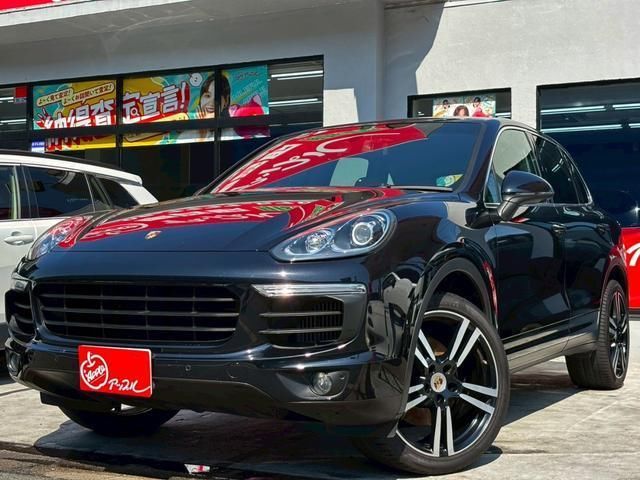2016 Porsche Cayenne S SUV for sale, Japanese used car export | GULJI TRADERS