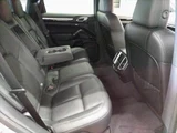 2016 Porsche Cayenne S E- Hybrid Sport SUV for sale, Japanese used car export - photo 4 of 6 | GULJI TRADERS
