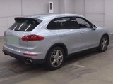 2016 Porsche Cayenne S E- Hybrid Sport SUV for sale, Japanese used car export - photo 5 of 6 | GULJI TRADERS
