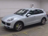 2016 Porsche Cayenne S E- Hybrid Sport SUV for sale, Japanese used car export - photo 6 of 6 | GULJI TRADERS