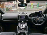 2017 Porsche Cayenne 4WD SUV for sale, Japanese used car export - photo 29 of 47 | GULJI TRADERS