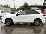 2017 Porsche Cayenne S PHV Sport SUV for sale, Japanese used car export - photo 3 of 29 | GULJI TRADERS