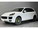 2017 Porsche Cayenne S E- Hybrid SUV for sale, Japanese used car export - photo 1 of 12 | GULJI TRADERS