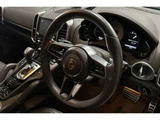 2017 Porsche Cayenne S E- Hybrid SUV for sale, Japanese used car export - photo 6 of 12 | GULJI TRADERS