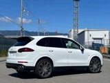 2017 Porsche Cayenne S E- Hybrid SUV for sale, Japanese used car export - photo 2 of 13 | GULJI TRADERS