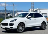 2017 Porsche Cayenne SE Hybrid SUV for sale, Japanese used car export - photo 1 of 9 | GULJI TRADERS
