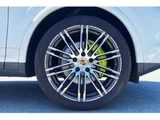 2017 Porsche Cayenne SE Hybrid SUV for sale, Japanese used car export - photo 3 of 9 | GULJI TRADERS