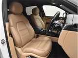 2018 Porsche Cayenne 3.0 4WD SUV for sale, Japanese used car export - photo 4 of 50 | GULJI TRADERS